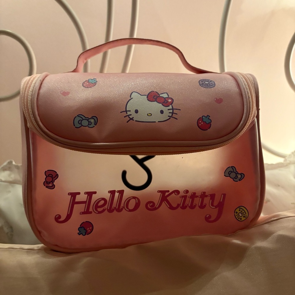 Hello Kitty Makeup Bag